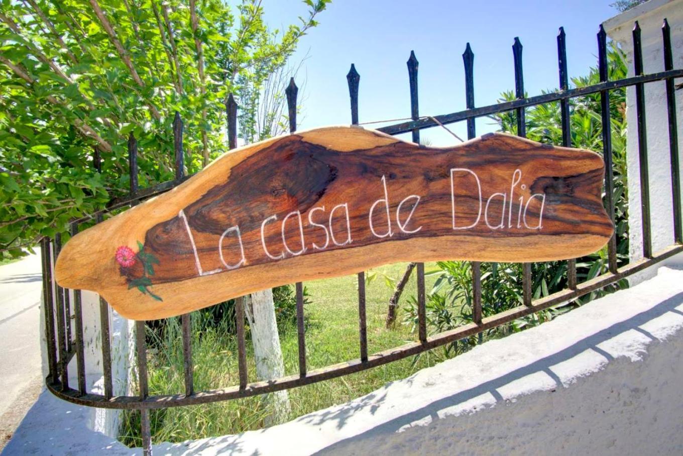 莱夫基米 La Casa De Dalia酒店 外观 照片